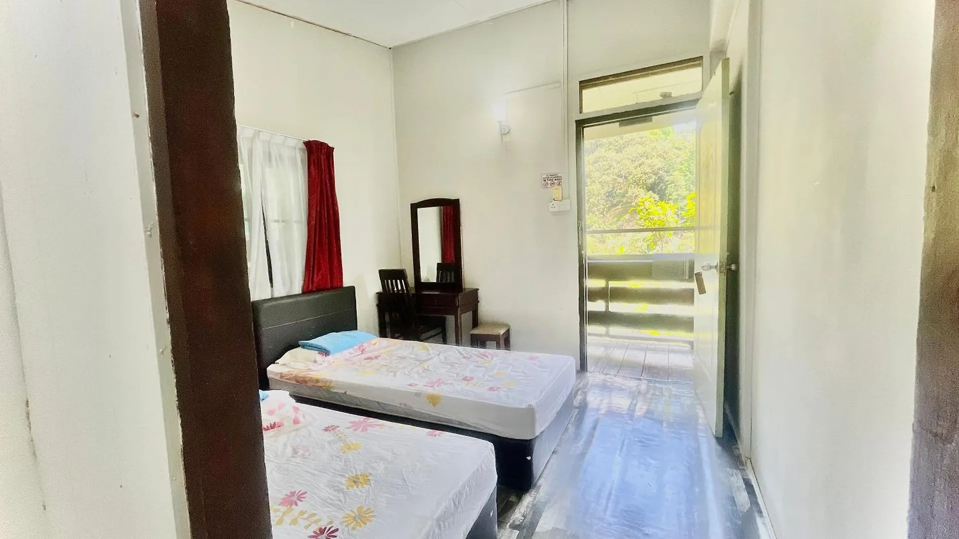 Nuluhon Garden Retreat House Hostel Kota Kinabalu 0*,  Malaysia