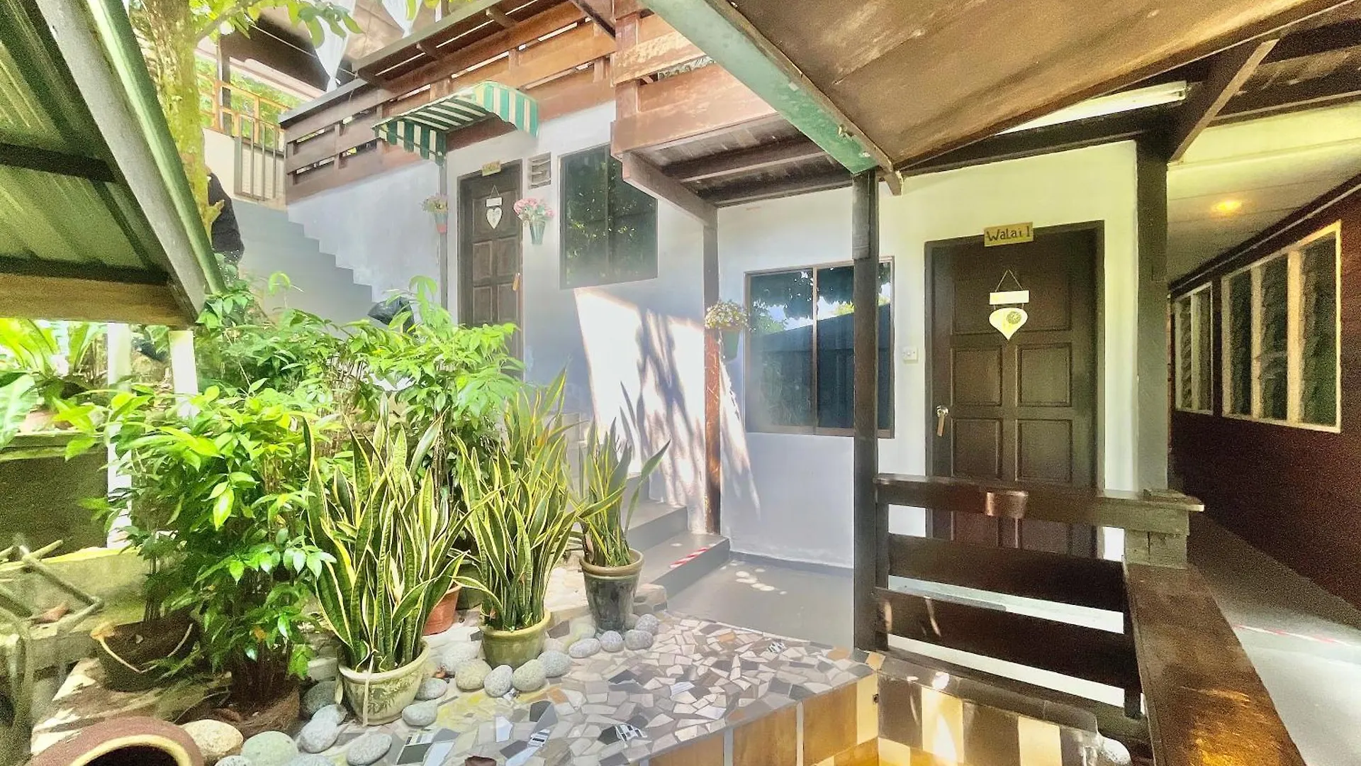 Nuluhon Garden Retreat House Hostel Kota Kinabalu 0*,