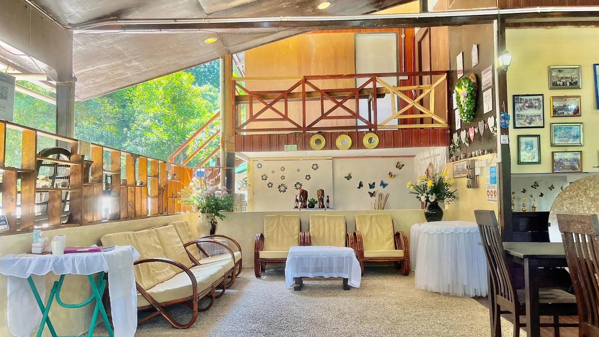 Nuluhon Garden Retreat House Hostel Kota Kinabalu Malaysia