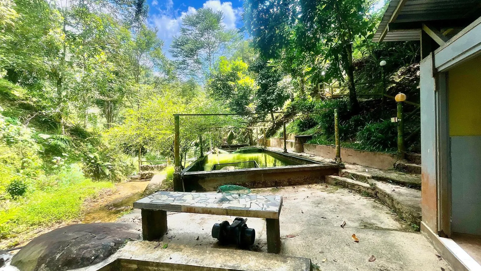 Nuluhon Garden Retreat House Hostel Kota Kinabalu 0*,  Malaysia
